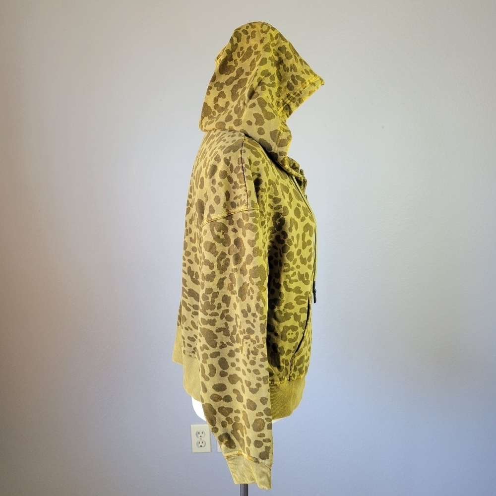 JOY LAB // olive green leopard full zip hoodie jacket - Picture 6 of 9